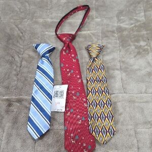 Bundle Of Boys Ties (3)‎ Izod Christmas Zip/Unbranded Patterened Clip-ons EUC
